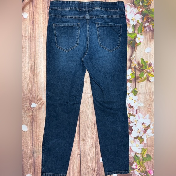 Nicole Miller Light Blue Skinny Jeans - Picture 5 of 5